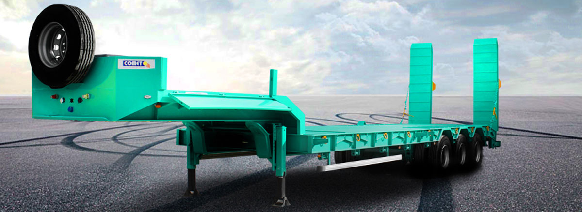 La semi-remorque porte-engins moyen tonnage à 3 essieux COMET est consacrée au transport de différents types de matériels comme les engins